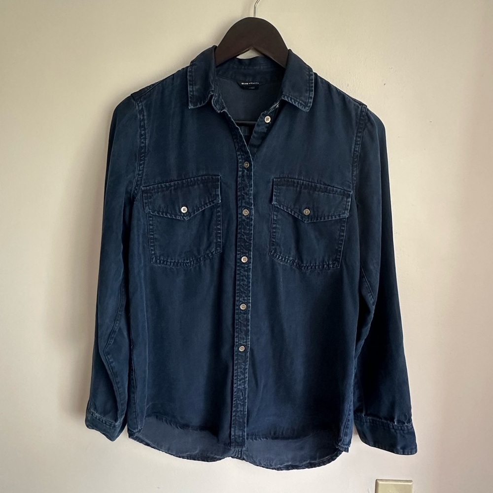 Club Monaco 100% Lyocell shirt